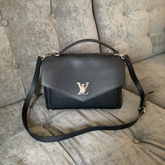 LOUIS VUITTON AUTHENTIC LOCKME - Picture 9 of 12